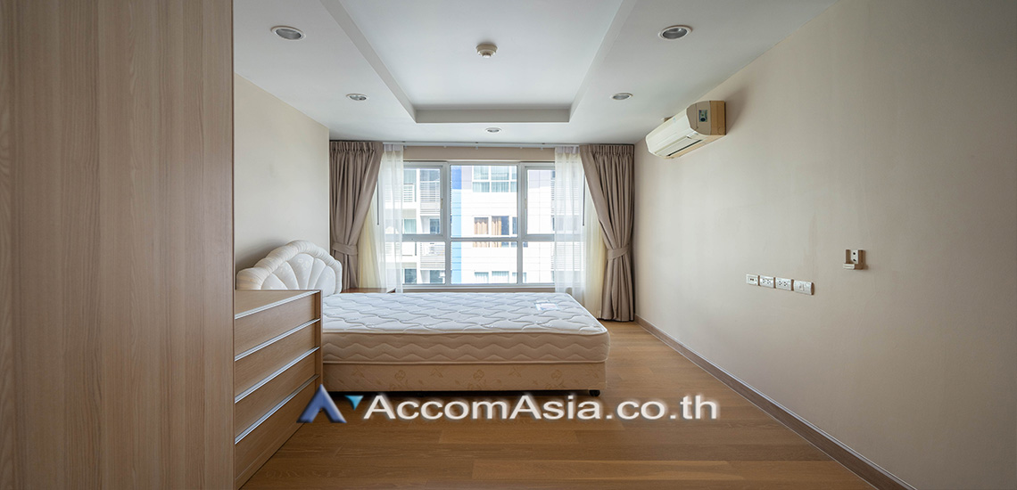 6  4 br Condominium For Rent in Sukhumvit ,Bangkok BTS Ekkamai at The Avenue Sukumvit 61 AA17108