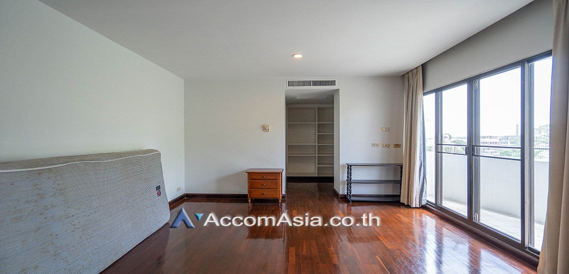 5  4 br Condominium For Rent in Rama 3 ,Bangkok BRT Thanon Chan at Liang Garden AA17110