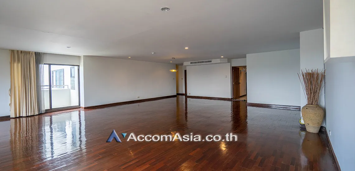  Liang Garden Condominium  4 Bedroom for Rent BRT Thanon Chan in Rama3 Bangkok