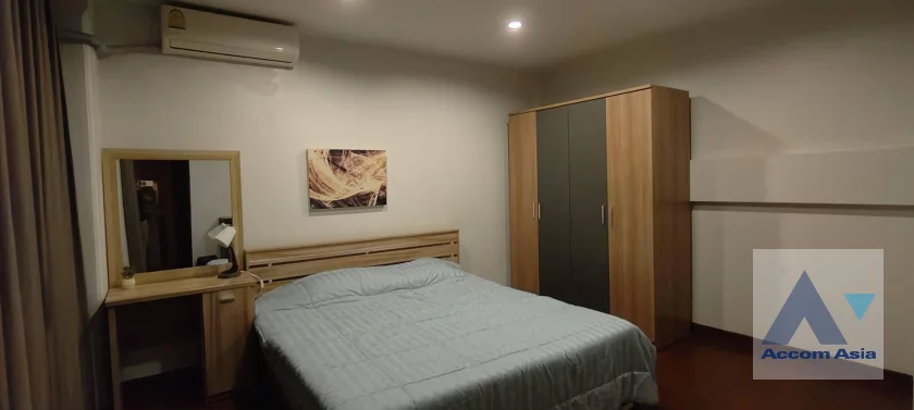 14  5 br House For Rent in Sukhumvit ,Bangkok BTS Ekkamai at Ekkamai Villas AA17168