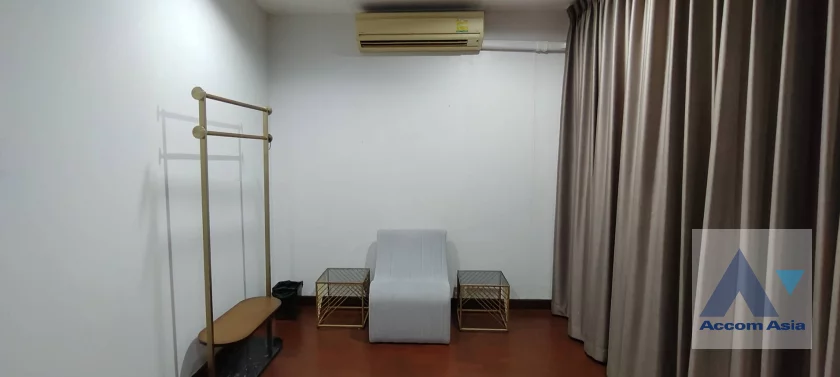 9  5 br House For Rent in Sukhumvit ,Bangkok BTS Ekkamai at Ekkamai Villas AA17168