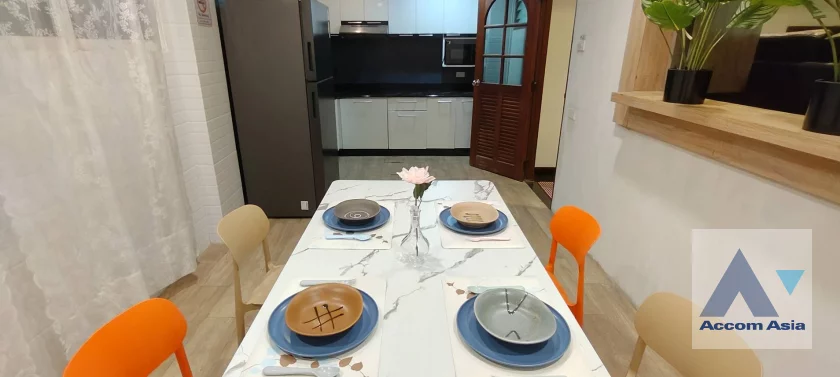 6  5 br House For Rent in Sukhumvit ,Bangkok BTS Ekkamai at Ekkamai Villas AA17168