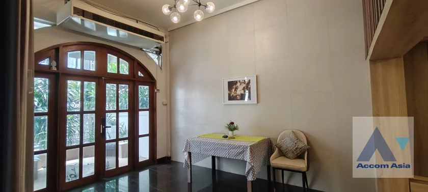8  5 br House For Rent in Sukhumvit ,Bangkok BTS Ekkamai at Ekkamai Villas AA17168