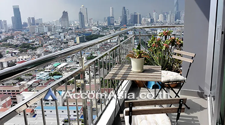 unit 2 Bedrooms  Condominium For Rent & Sale in Rama 3, Bangkok  near BTS Surasak - BRT Rama IX Bridge (AA17232)