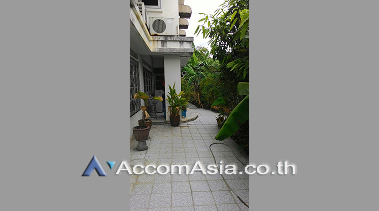 11  5 br House for rent and sale in Pattanakarn ,Bangkok ARL Hua Mak at Moo Baan Chuanchuen AA17246