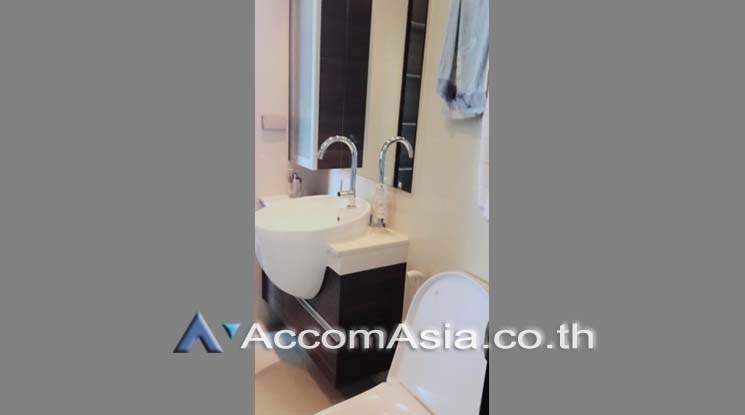 8  1 br Condominium For Rent in Sukhumvit ,Bangkok BTS Phra khanong at Sky Walk Condominium AA17262