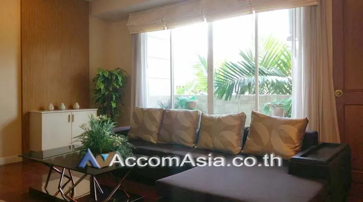  1  2 br Condominium For Rent in Ploenchit ,Bangkok BTS Ratchadamri at Baan Thanon Sarasin AA17276