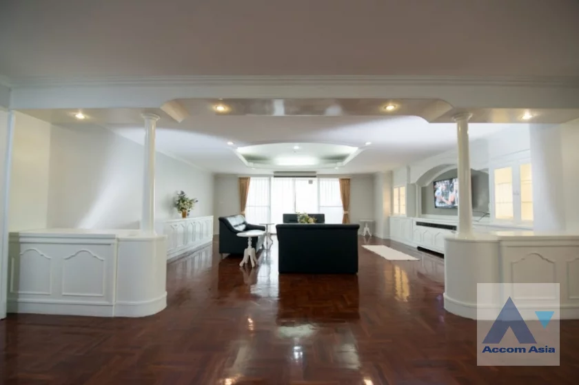 11  3 br Condominium for rent and sale in Sukhumvit ,Bangkok BTS Ekkamai at Oriental Tower AA17279