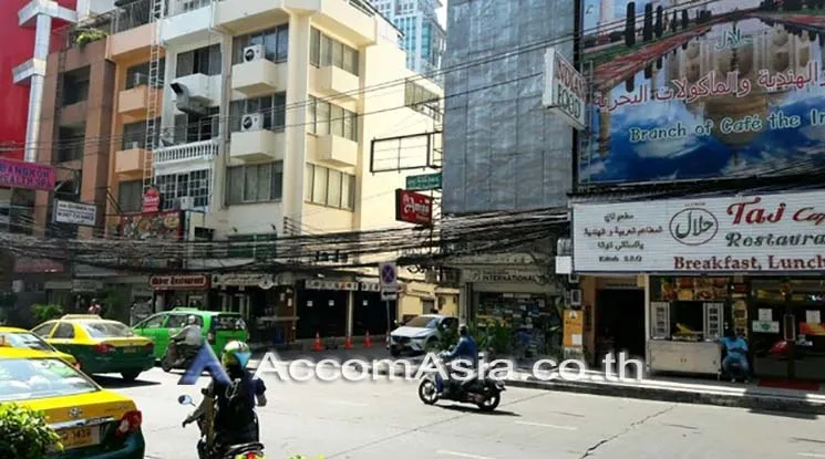 unit Shophouse For Sale in Sukhumvit, Bangkok  near BTS Nana (AA17294)