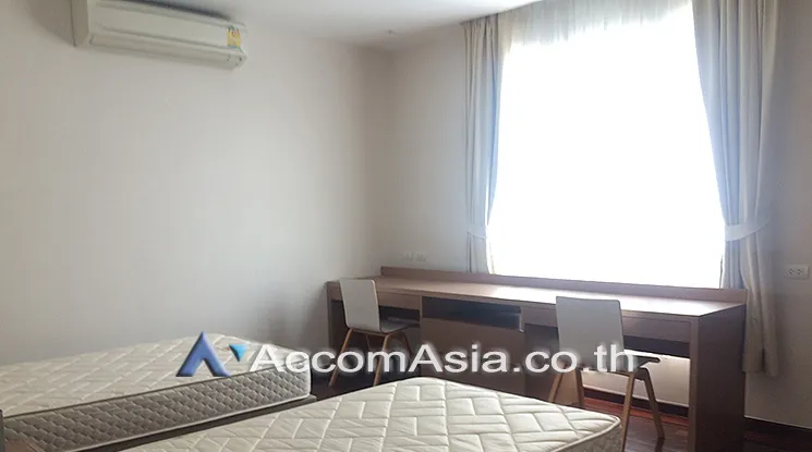 unit 2 Bedrooms  Apartment For Rent in Sukhumvit, Bangkok  near BTS Phrom Phong (AA17302)