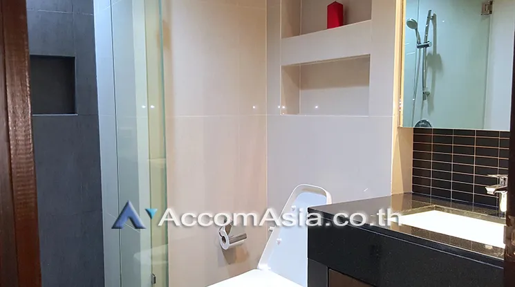 8  3 br Condominium For Rent in Sathorn ,Bangkok BTS Sala Daeng - MRT Lumphini at Sathorn Gardens AA17324