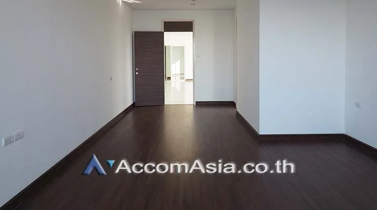 unit 2 Bedrooms  Condominium For Rent in Sathorn, Bangkok  near BRT Nararam 3 (AA17327)