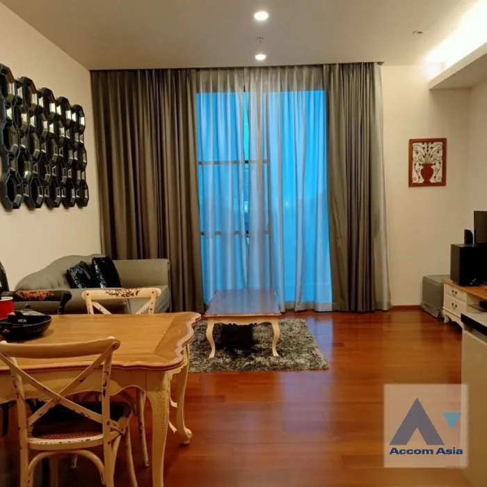 unit 2 Bedrooms  Condominium For Rent in Sukhumvit, Bangkok  near BTS Thong Lo (AA17458)