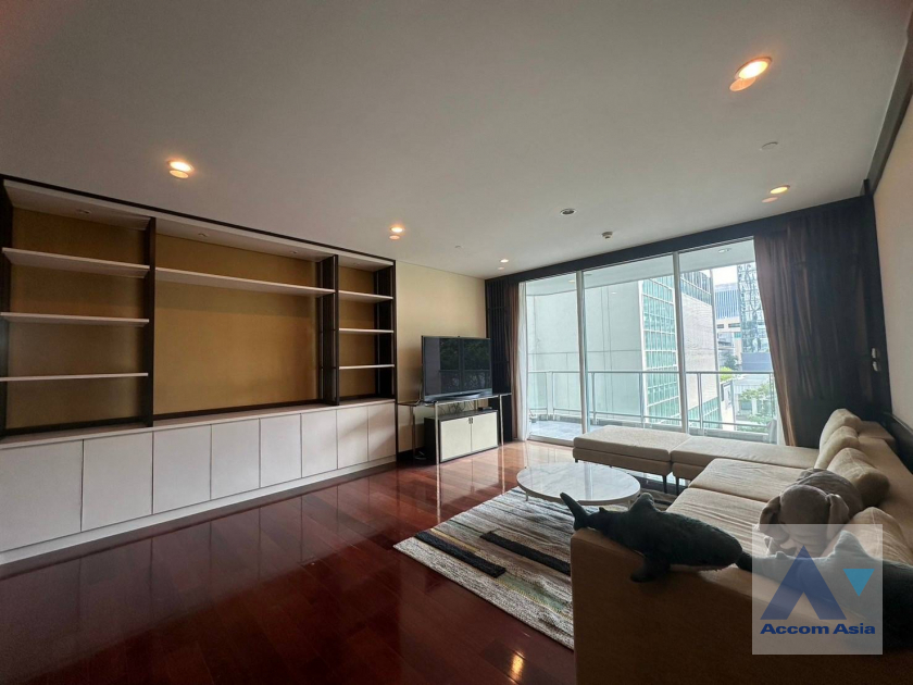 4  2 br Condominium for rent and sale in Ploenchit ,Bangkok BTS Chitlom at The Park Chidlom AA17481