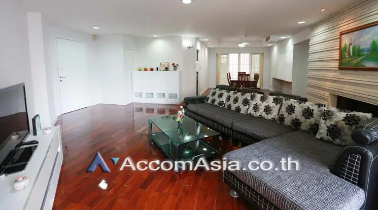 unitPet friendly |  3 Bedrooms  Apartment For Rent in Sukhumvit, Bangkok  near MRT Sukhumvit - BTS Asok (AA17514)