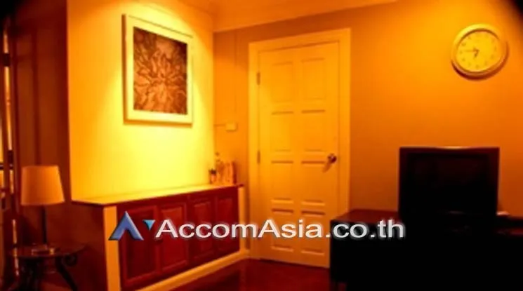 unit 2 Bedrooms  Condominium For Rent in Sukhumvit, Bangkok  near BTS Nana (AA17551)