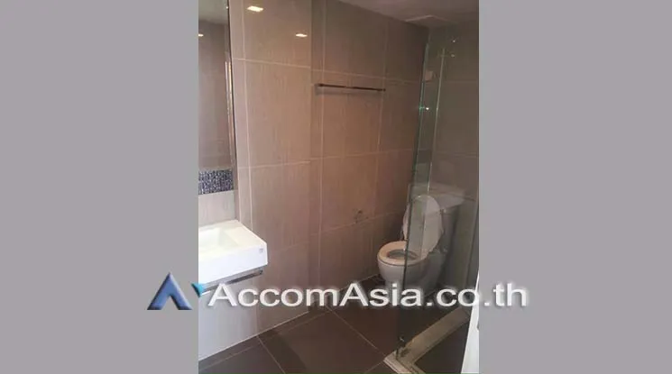 unit 2 Bedrooms  Condominium For Sale in Sukhumvit, Bangkok  near BTS Phrom Phong (AA17601)