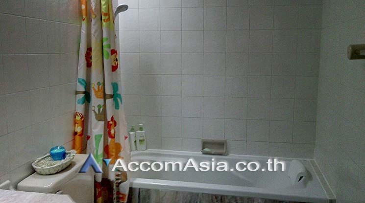 5  1 br Condominium For Sale in Sathorn ,Bangkok MRT Lumphini at Lumpini Park View AA17642