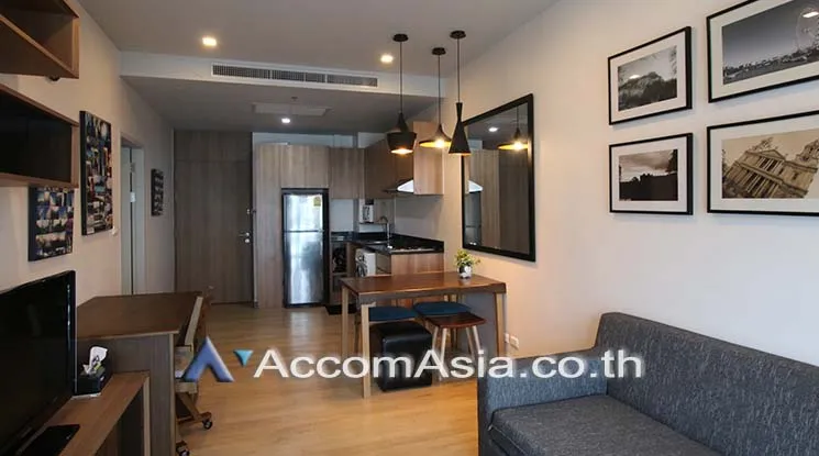unit 1 Bedroom  Condominium For Rent & Sale in Sukhumvit, Bangkok  near BTS Phrom Phong (AA17648)