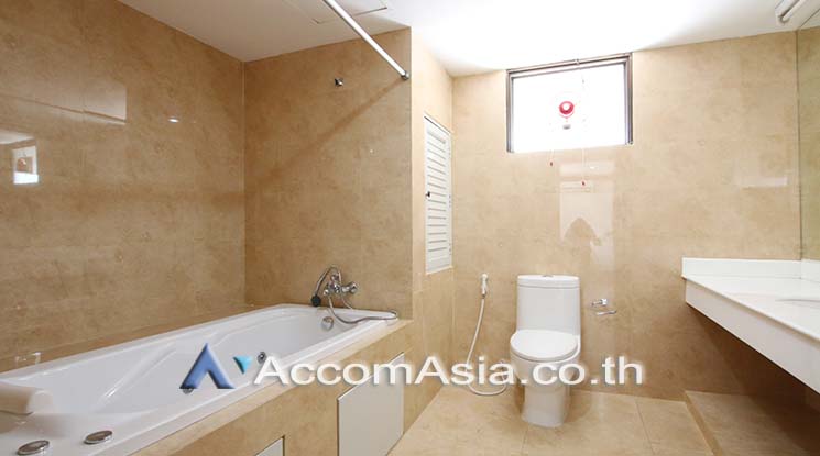 10  3 br Apartment For Rent in Sukhumvit ,Bangkok MRT Sukhumvit - BTS Asok at Convenience for your family AA17670