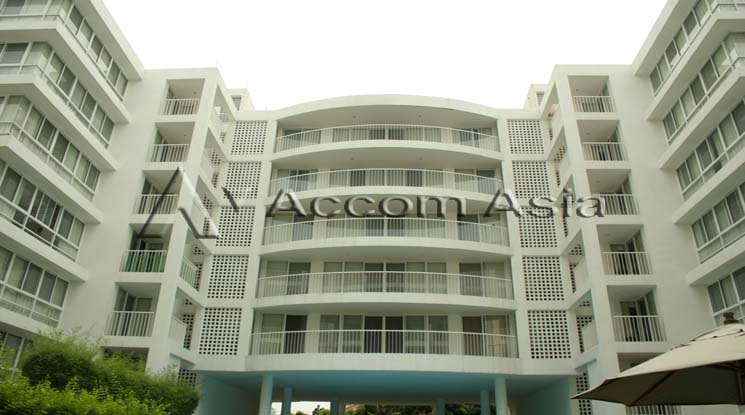  2  3 br Apartment For Rent in Sukhumvit ,Bangkok BTS Ekkamai at Ekkamai Family Apartment AA17703