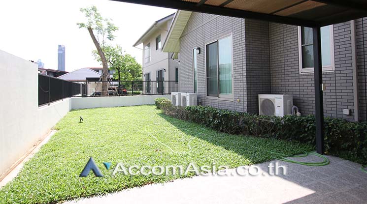  1  4 br House for rent and sale in Sukhumvit ,Bangkok BTS Phrom Phong AA17760