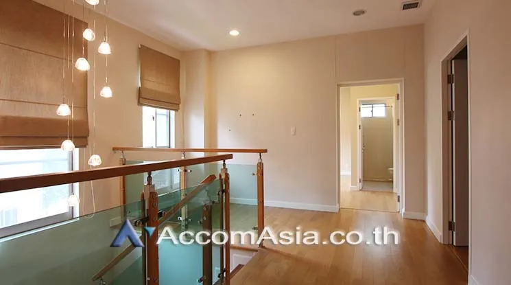 11  4 br House For Rent in Sukhumvit ,Bangkok BTS Phrom Phong AA17760