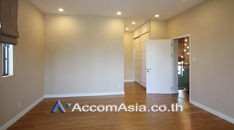 14  4 br House for rent and sale in Sukhumvit ,Bangkok BTS Phrom Phong AA17760