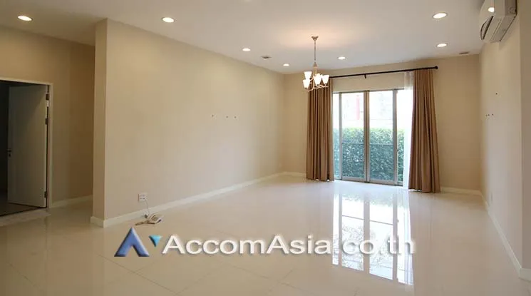 7  4 br House For Rent in Sukhumvit ,Bangkok BTS Phrom Phong AA17760