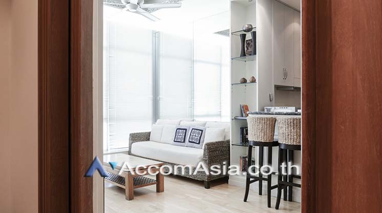10  1 br Condominium For Sale in Charoen Nakhon ,Bangkok BTS Krung Thon Buri at Baan Sathorn Chaophraya AA17779