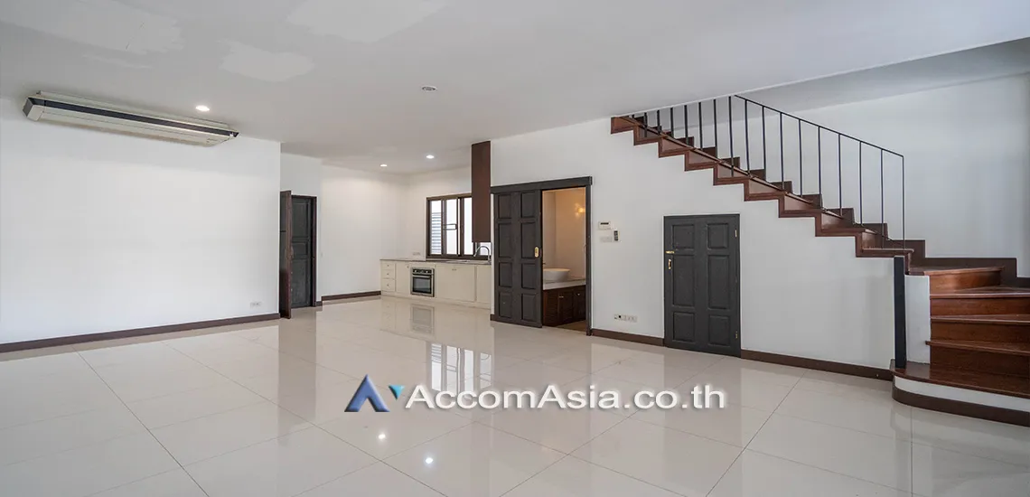 unitHome Office, Pet friendly |  3 Bedrooms  Townhouse For Rent in Sukhumvit, Bangkok  near BTS Phra khanong (AA17790)