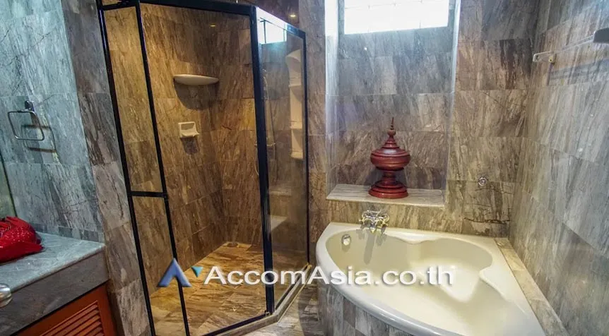 5  3 br Apartment For Rent in Sukhumvit ,Bangkok BTS Phrom Phong at The exclusive private living AA17856