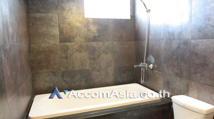 8  2 br Condominium For Rent in Sukhumvit ,Bangkok BTS Asok - MRT Sukhumvit at Voque Sukhumvit 16 AA17878