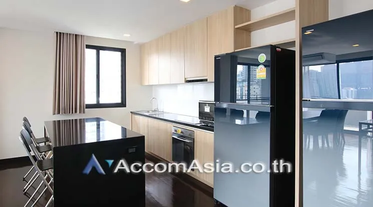 unit 2 Bedrooms  Apartment For Rent in Sukhumvit, Bangkok  near BTS Phrom Phong (AA17968)