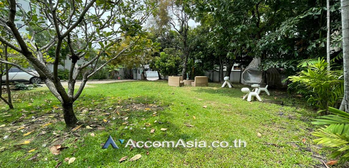 7  4 br House For Rent in Sukhumvit ,Bangkok BTS Phra khanong - BTS Ekkamai AA17973