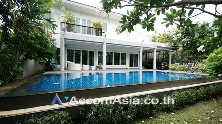 unitPrivate Swimming Pool |  4 Bedrooms  House For Rent in Sukhumvit, Bangkok  near BTS Phra khanong - BTS Ekkamai (AA17973)
