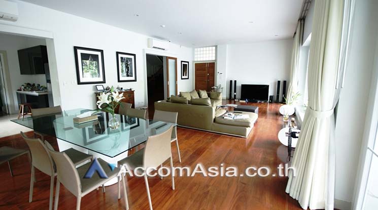 9  4 br House For Rent in Sukhumvit ,Bangkok BTS Phra khanong - BTS Ekkamai AA17973