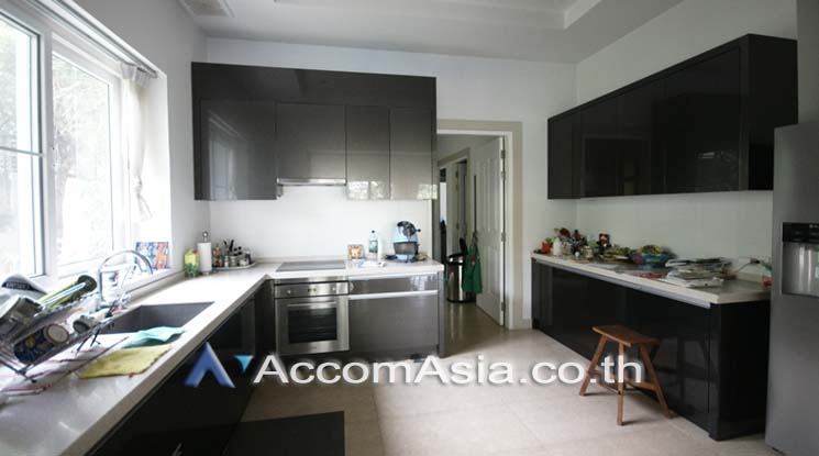 12  4 br House For Rent in Sukhumvit ,Bangkok BTS Phra khanong - BTS Ekkamai AA17973