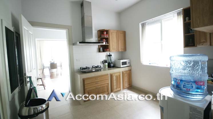 14  4 br House For Rent in Sukhumvit ,Bangkok BTS Phra khanong - BTS Ekkamai AA17973