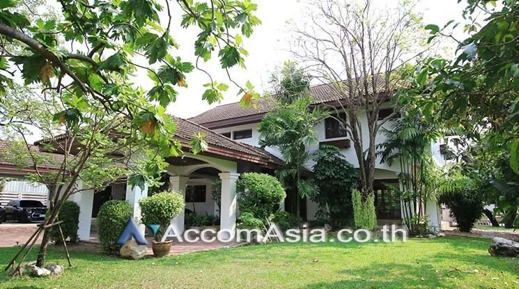  1  4 br House for rent and sale in Samutprakan ,Samutprakan  at Exclusive House in compound 50214
