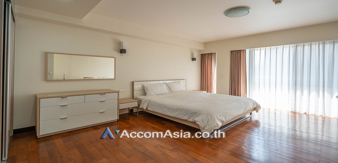 6  2 br Apartment For Rent in Sukhumvit ,Bangkok MRT Sukhumvit - BTS Asok at Peaceful residential AA18027