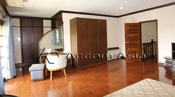 12  4 br House For Rent in Samutprakan ,Samutprakan BTS Bang Na at Lakeside Villa 1 50216