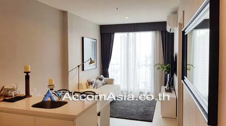  Rhythm Sukhumvit 42 Condominium  1 Bedroom for Rent BTS Ekkamai in Sukhumvit Bangkok