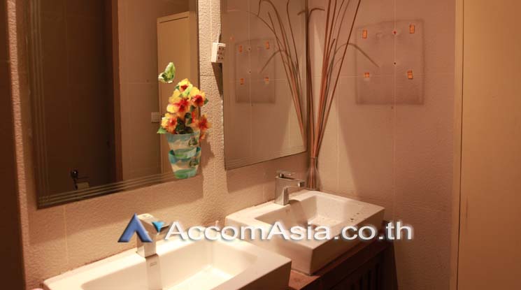 9  Studio Apartment For Rent in Sukhumvit ,Bangkok BTS Phrom Phong at The Elegantly Residence AA18101