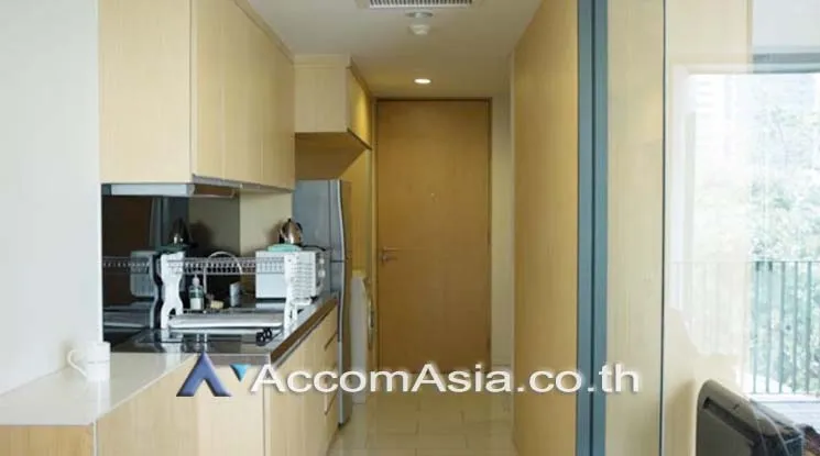 unit 1 Bedroom  Condominium For Sale in Sukhumvit, Bangkok  near BTS Phrom Phong (AA18143)