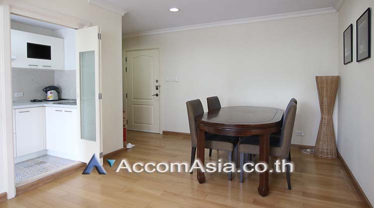 unit 3 Bedrooms  Condominium For Rent in Sukhumvit, Bangkok  near BTS Phrom Phong (AA18154)