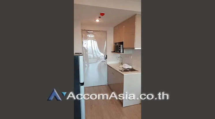 unit 1 Bedroom  Condominium For Rent in Silom, Bangkok  near MRT Sam Yan (AA18158)