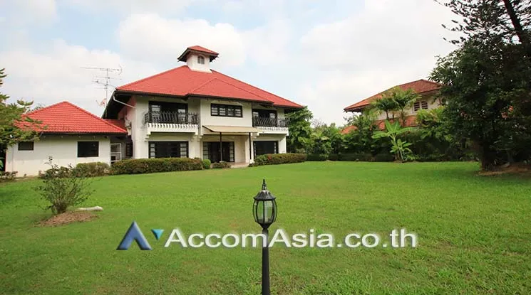  2  5 br House For Rent in Samutprakan ,Samutprakan BTS Bang Na at Lakeside Villa 1 50231