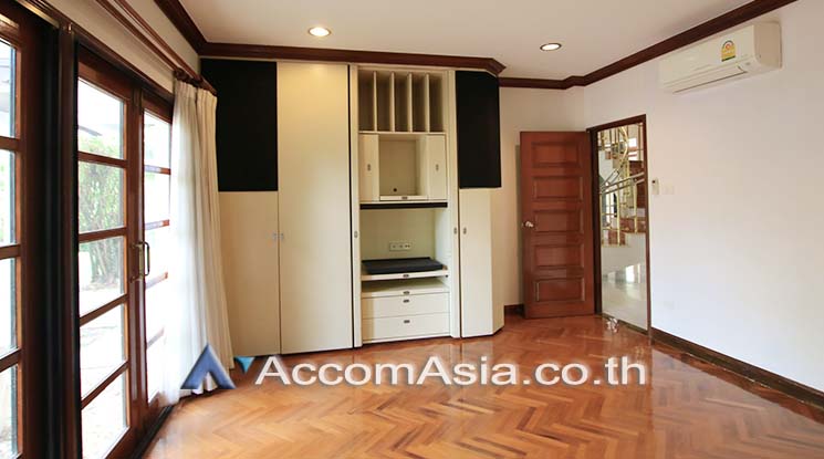 16  5 br House For Rent in Samutprakan ,Samutprakan BTS Bang Na at Lakeside Villa 1 50231