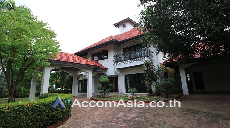 18  5 br House For Rent in Samutprakan ,Samutprakan BTS Bang Na at Lakeside Villa 1 50231